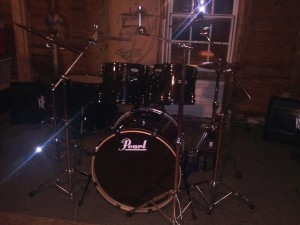 Pearl Forum Jet Black 5pc kit, Sabian cymbals